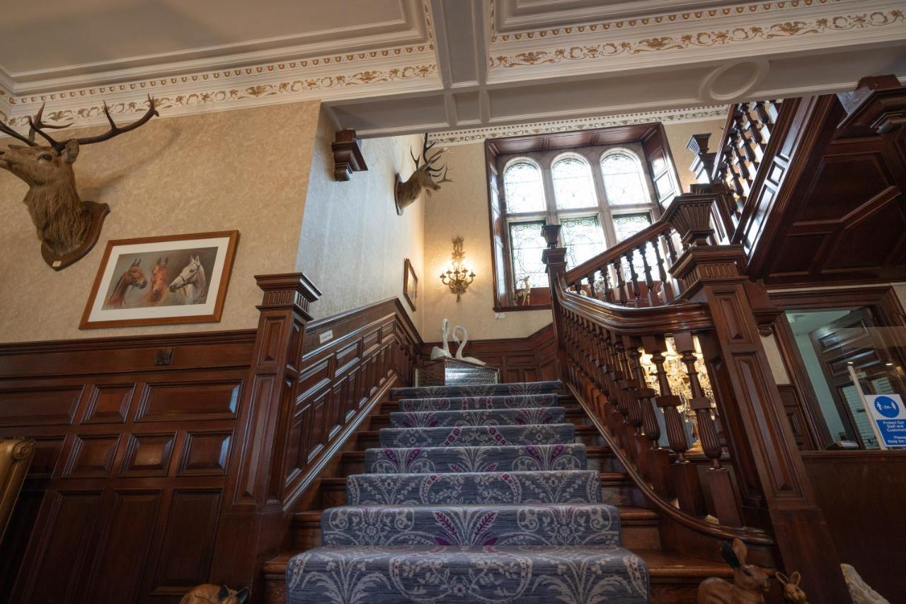 Ledgowan Lodge Hotel Achnasheen Exteriör bild