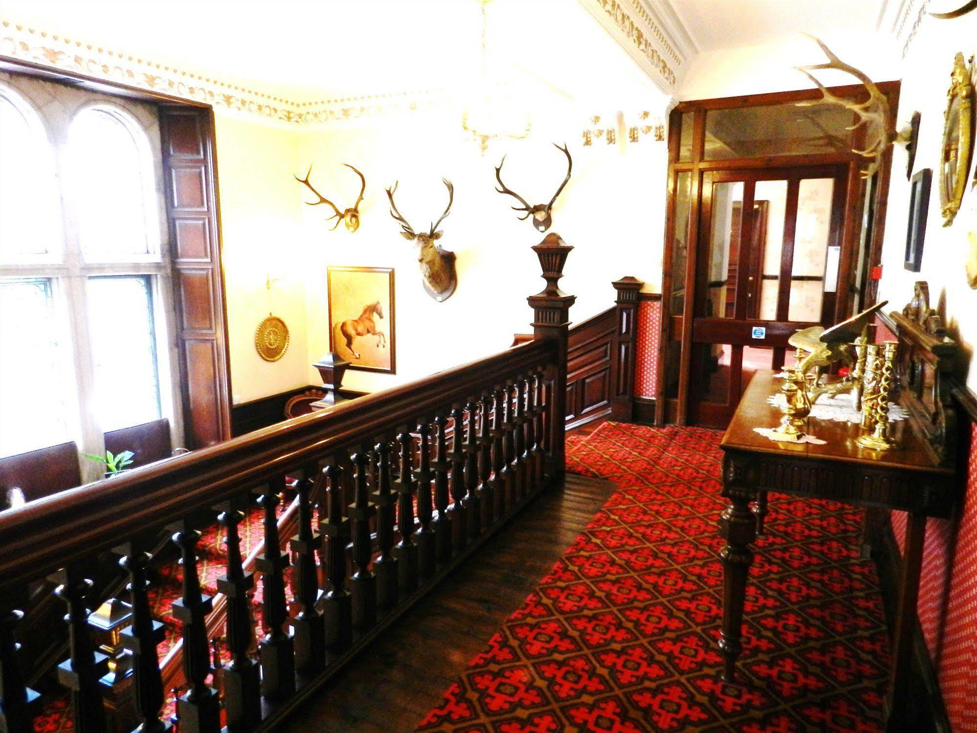 Ledgowan Lodge Hotel Achnasheen Exteriör bild